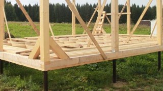 Сарай на винтовых сваях или хозблок на сваях Губаха цена от 2523 руб. / шт.